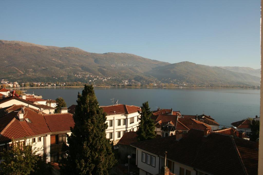 Lukanov Apartments & Guest Rooms Ohrid Exterior foto